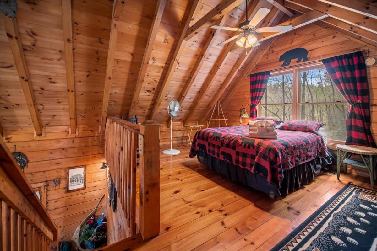 Cozy Cabin Beside Briar Creek, Fire Pit, Wifi Villa Ellijay Luaran gambar